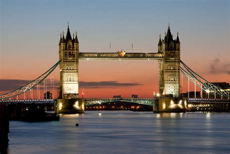 famous bridges in london|List of bridges in London .